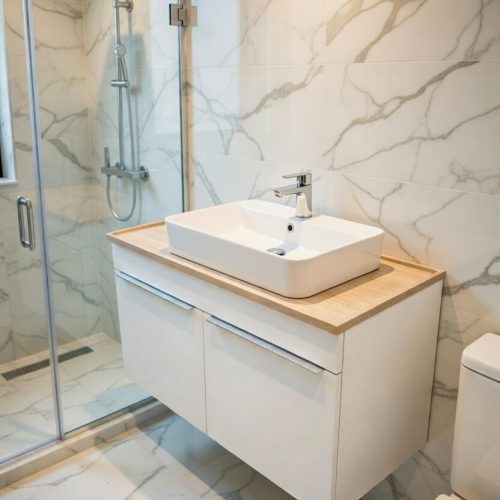 BY082 BEYA AHŞAP DESENLİ BANYO DOLABI